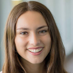 Meet your Posher, Nicole